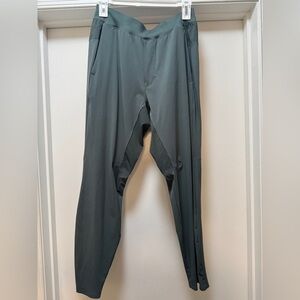Men's lululemon In Mind Pant 27”